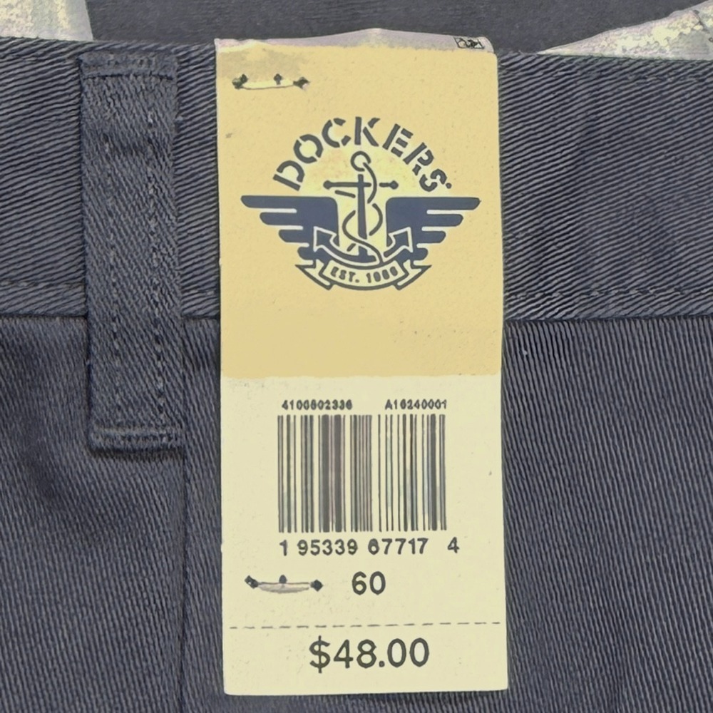 Dockers Big & Tall Perfect Shorts - NWT Mens Size 60 Charcoal Grey - #49371-J4 - Picture 4 of 4
